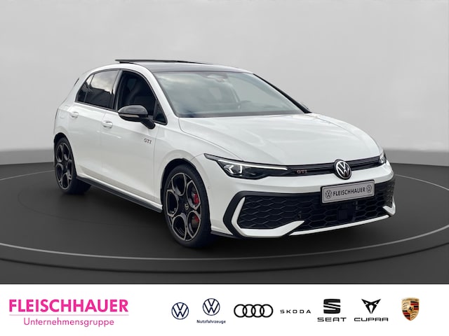 Volkswagen Golf 2.0 TSI Sound