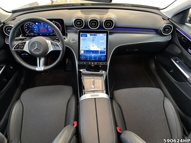 Mercedes-Benz C 200 AVANTGARDE Sedan