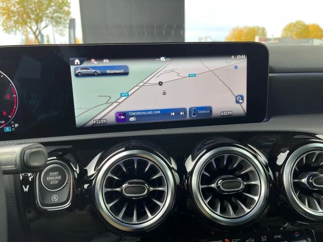 Mercedes-Benz A 220 A 220 d AMG Line Hatchback