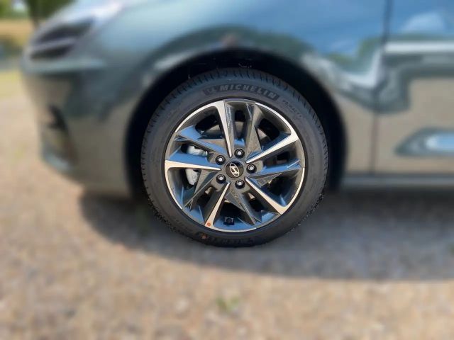 Hyundai i30 Advantage Hybrid