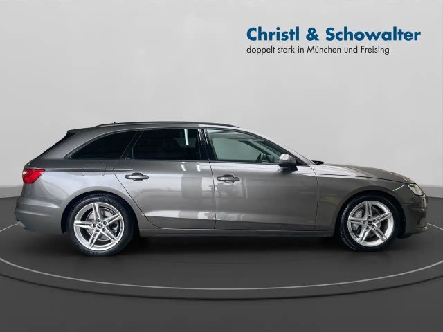 Audi A4 40 TDI Avant S-Tronic