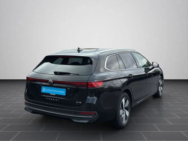 Volkswagen Passat 1.5 eTSI Business DSG Variant