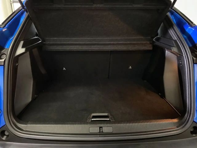 Peugeot E-2008 Active Pack