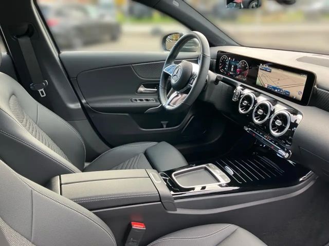 Mercedes-Benz A 200 Progressive