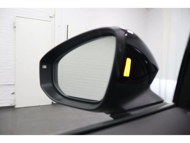 Volkswagen Passat 2.0 TDI R-Line Variant