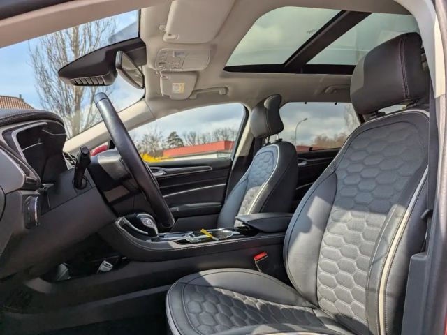 Ford Mondeo Vignale Wagon