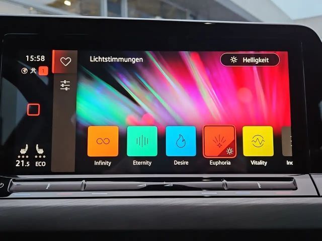 Volkswagen Golf 1.4 TSI Style eHybrid