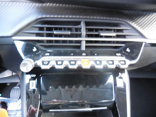 Peugeot 208 Allure Pack