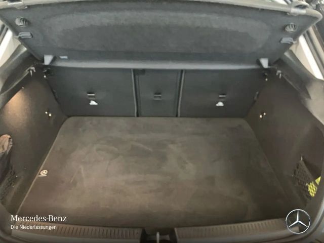 Mercedes-Benz A 200 Progressive