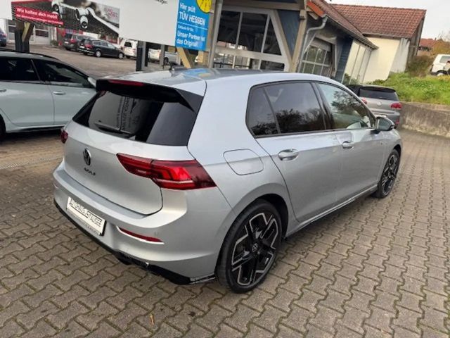 Volkswagen Golf 1.5 TSI R-Line