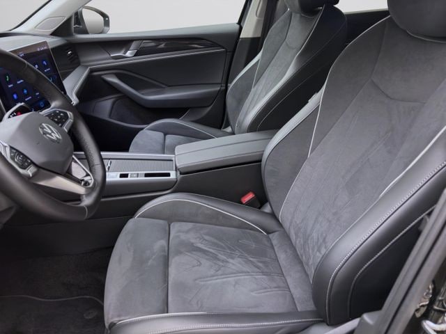 Volkswagen Passat 1.5 eTSI Business DSG Variant