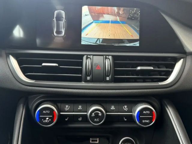 Alfa Romeo Giulia Q4 Veloce