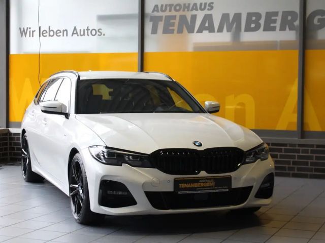 BMW 320 320d M-Sport Touring xDrive