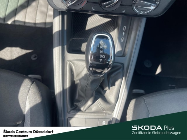 Skoda Scala SCALA Essence TSI DSG AHK Winter-Paket Fahrassiste