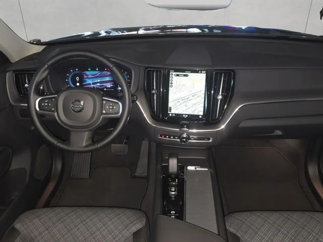 Volvo XC60 AWD Core