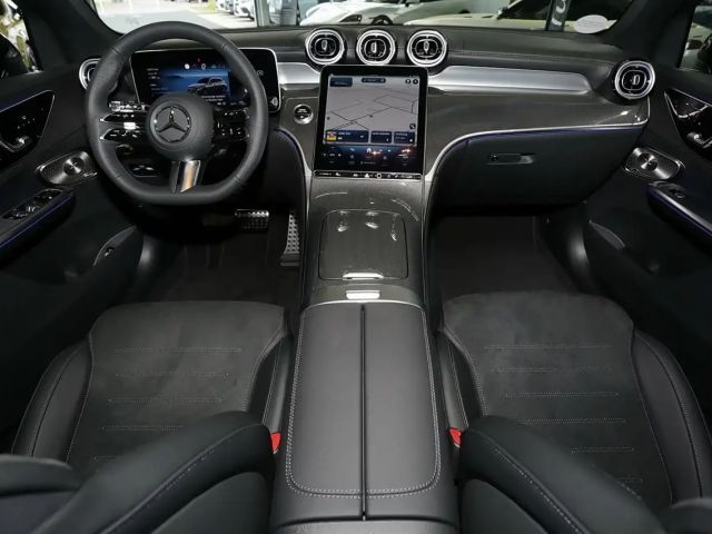Mercedes-Benz GLC 300 4MATIC AMG Line GLC 300 d