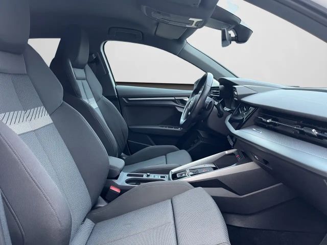 Audi A3 Hybride S-Tronic Sedan