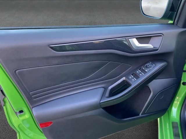 Ford Focus EcoBoost ST Line