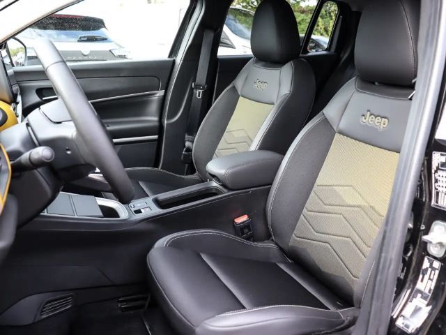 Jeep Avenger Full-Electric Summit