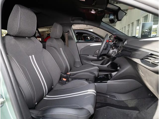 Opel Corsa Hybrid business+