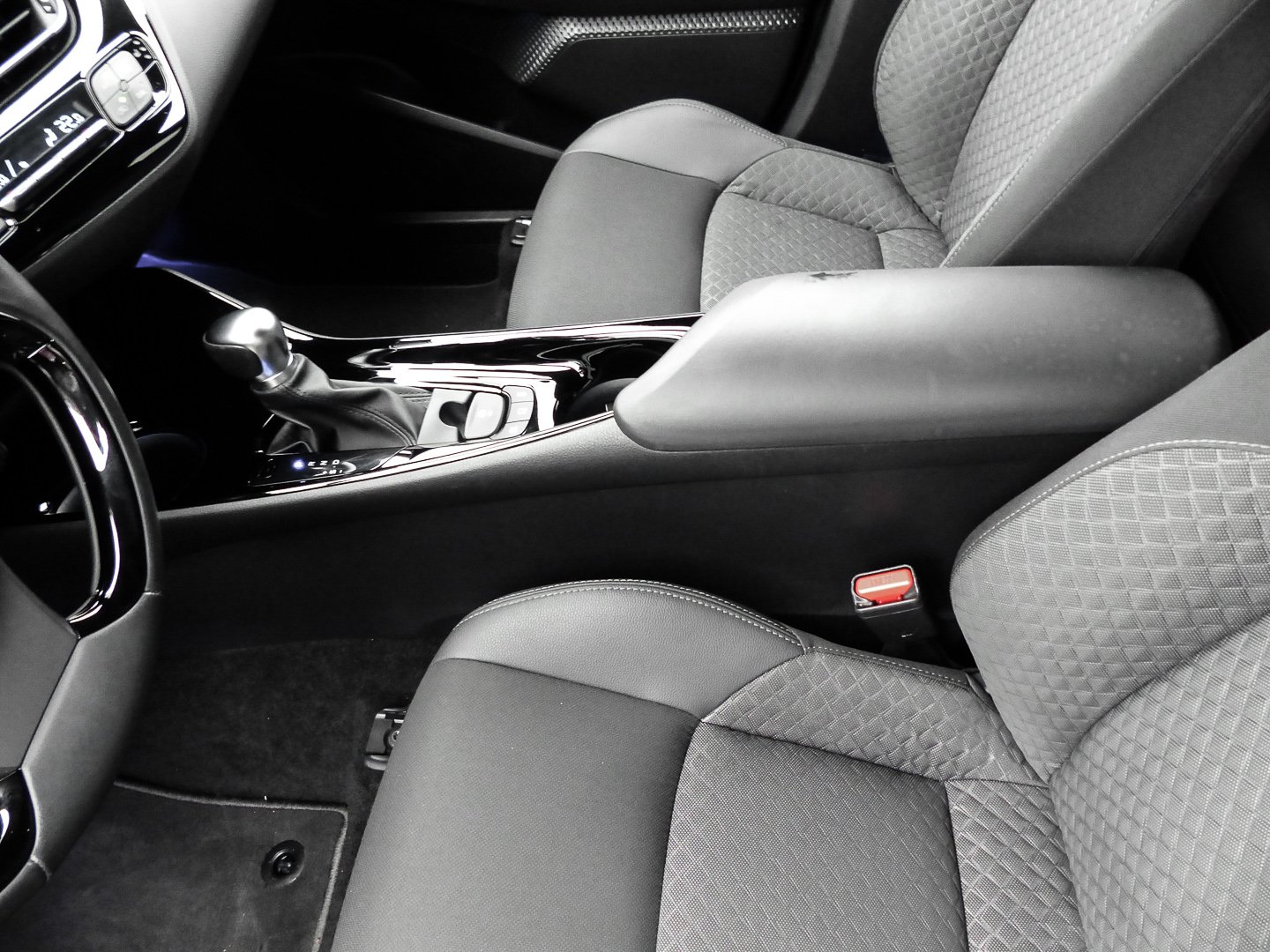 Toyota C-HR 5-deurs Team D