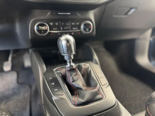 Ford Focus Limited ST Line