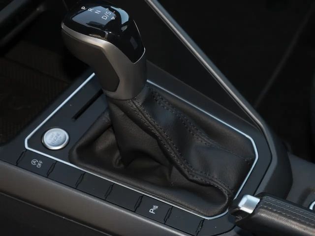 Volkswagen Taigo 1.0 TSI DSG R-Line
