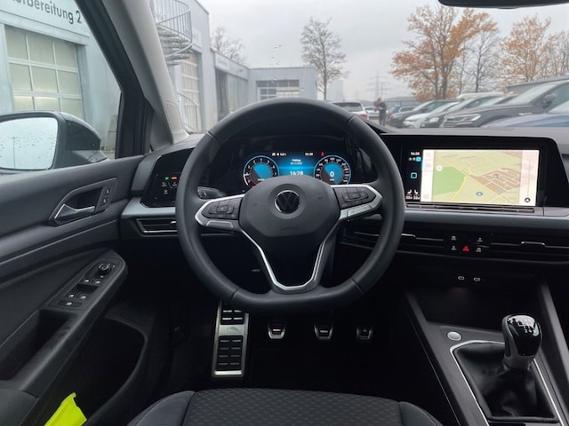 Volkswagen Golf 1.5TSI Active AHK LED+ Nav ACC SHZ PDC RKam