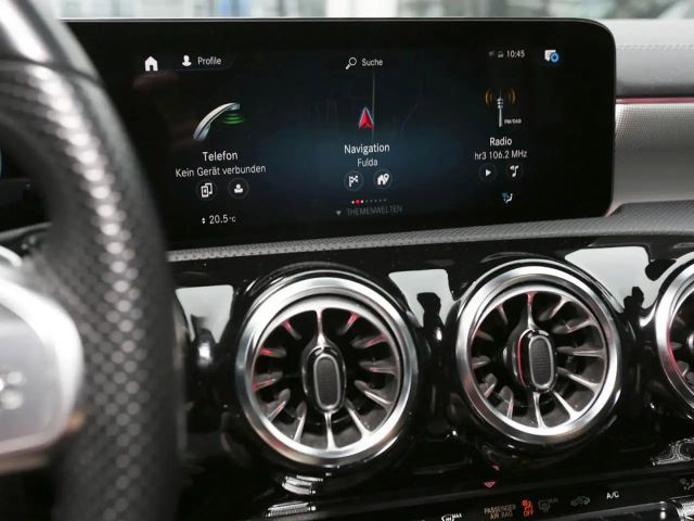 Mercedes-Benz CLA 180 AMG Line Shooting Brake