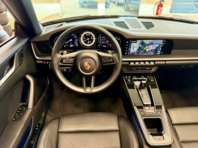 Porsche 992 Cabrio Carrera