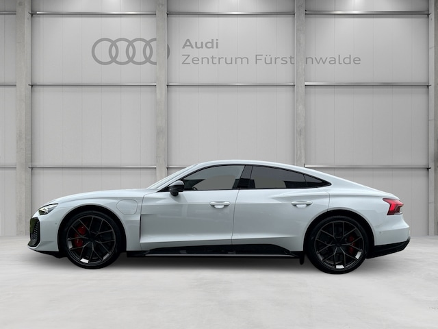 Audi RS e-tron GT Performance Quattro