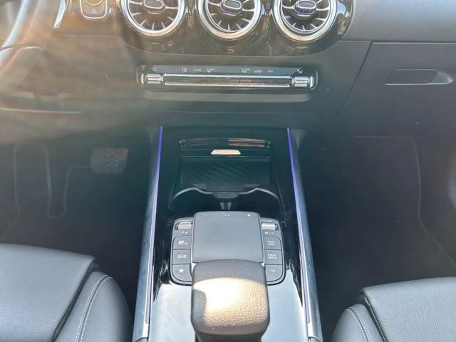 Mercedes-Benz GLA 250 4MATIC Progressive