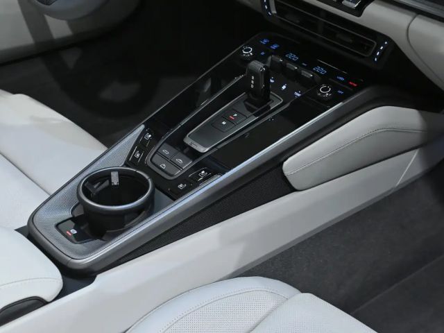 Porsche 992 4 Cabrio Carrera