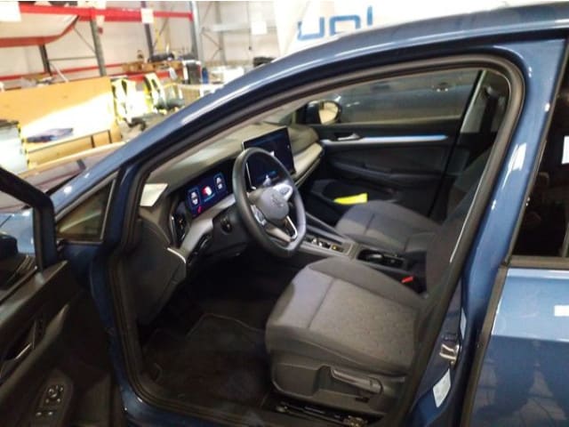 Volkswagen Golf 1.5 eTSI DSG Golf VIII Life