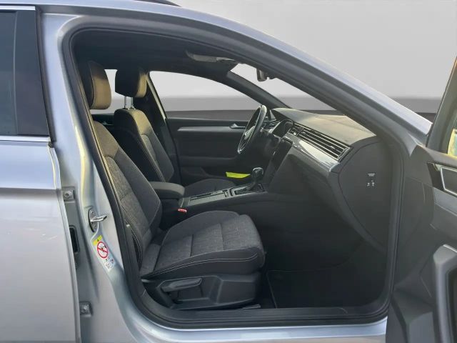 Volkswagen Passat 2.0 TDI Business DSG Variant
