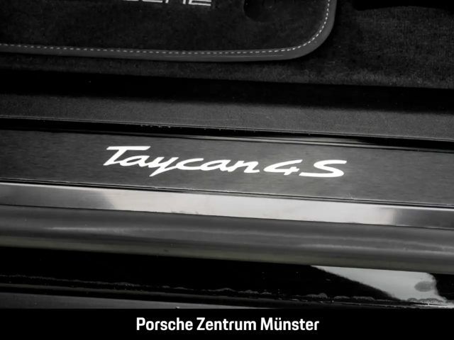 Porsche Taycan 4S Cross Turismo