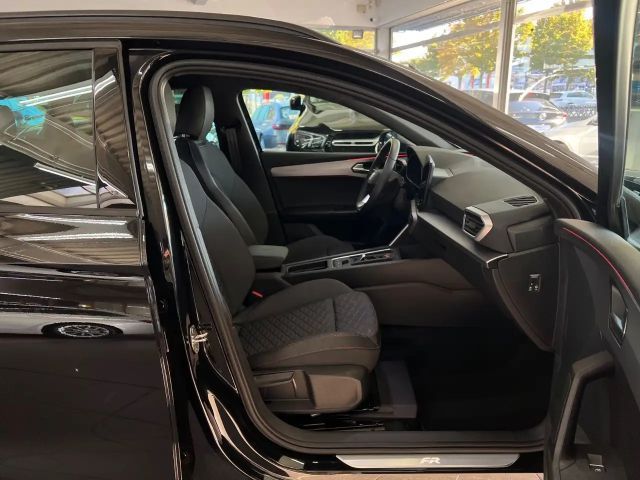 Seat Leon 1.5 eTSI FR-lijn Sportstourer