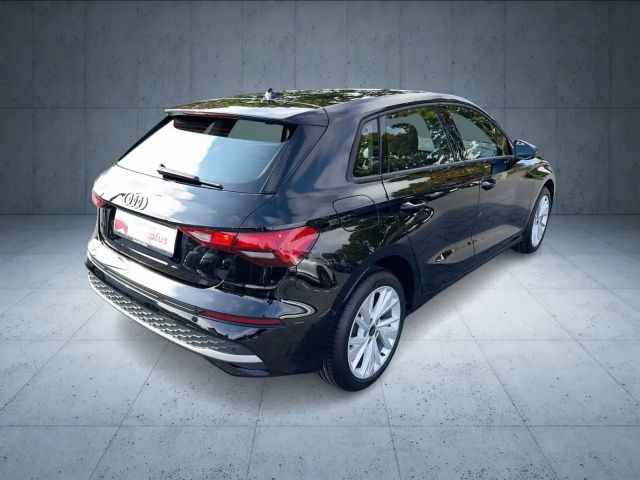 Audi A3 30 TFSI Sedan