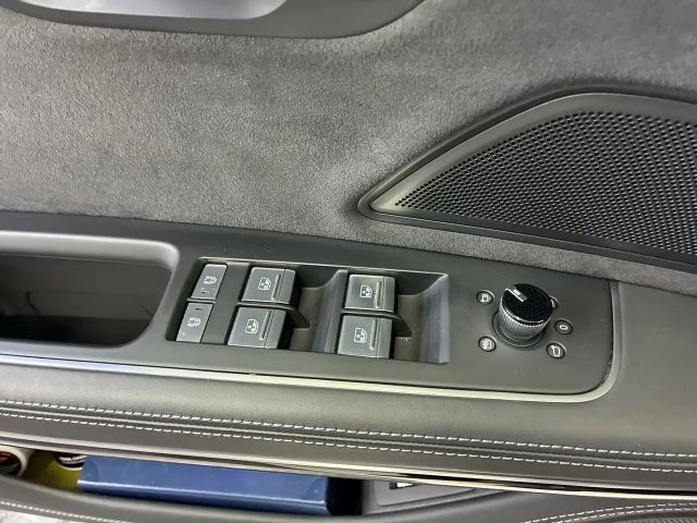 Audi A8 60 TFSI Hybride Quattro