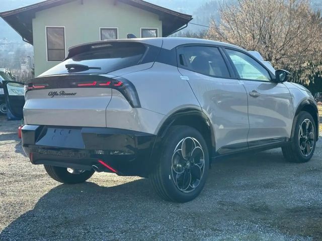 Alfa Romeo Junior Ibrida