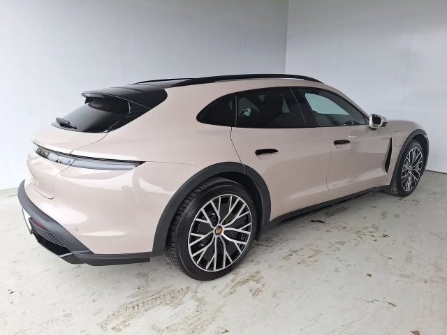 Porsche Taycan 4 Cross Turismo