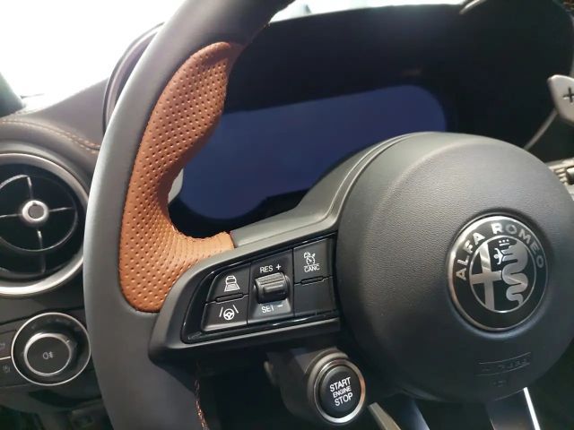 Alfa Romeo Giulia AWD