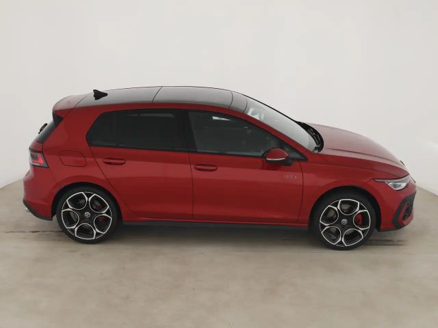 Volkswagen Golf 2.0 TSI GTI