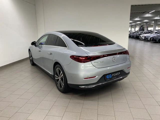 Mercedes-Benz EQE 300 Electric Art Sedan