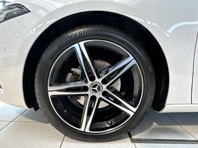 Mercedes-Benz A 160 Hatchback