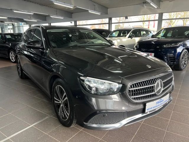 Mercedes-Benz E 220 AVANTGARDE E 220 d Estate