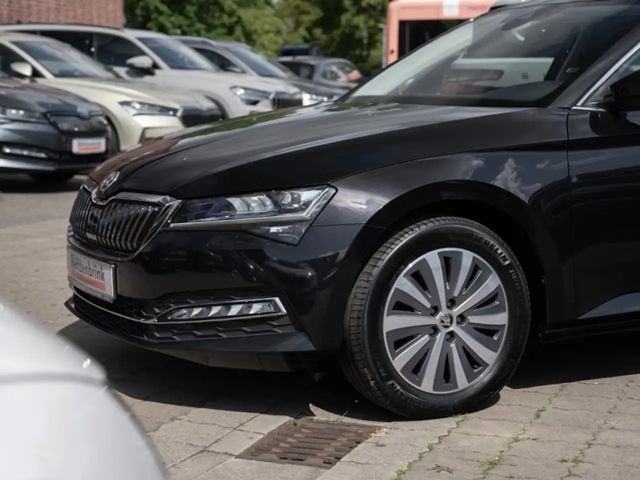 Skoda Superb 2.0 TDI Combi Style Style