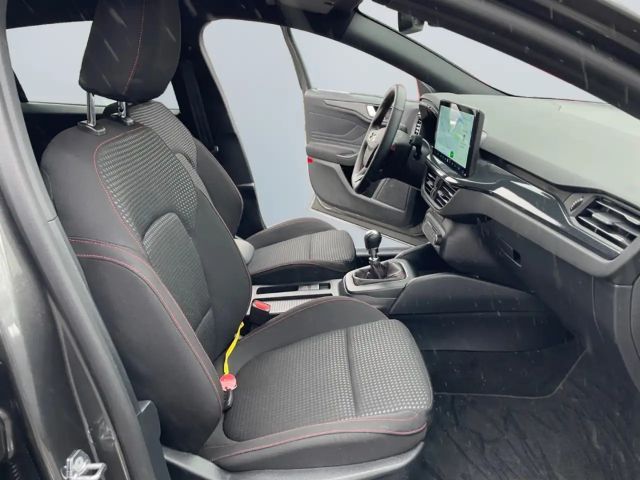 Ford Focus EcoBoost ST Line Wagon