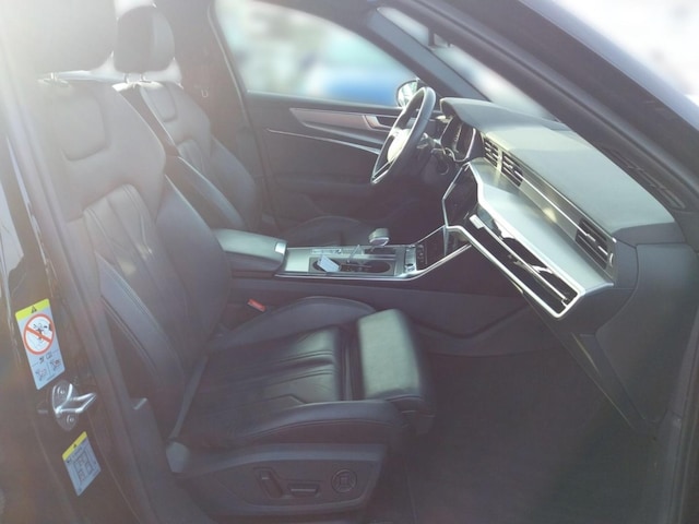 Audi A6 55 TFSI Quattro S-Tronic Sedan