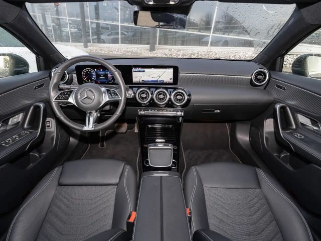 Mercedes-Benz A 200 A 200 d